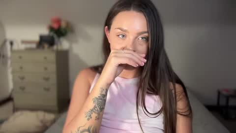 Snapshot of iamcrystalann chatting on September 2025 04:01:01 AM Crystal online show from September 2025 04:01:01 AM