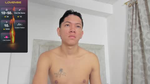 Juliiiiian online show from December 2024 11:01:01 AM