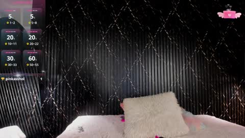 V I C T O R I A online show from December 2024 11:14:01 PM