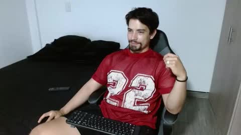 Ian Davis online show from November 2025 01:00:02 AM