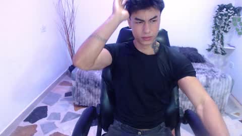 Snapshot of ian_west chatting on February 2026 11:40:01 AM Ian online show from February 2026 11:40:01 AM