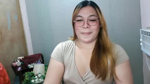 Snapshot of iana_whorexxx chatting on February 2025 12:44:02 PM iana online show from February 2025 12:44:02 PM