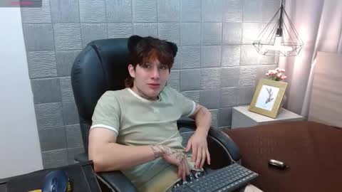 ian online show from September 2025 01:02:02 PM