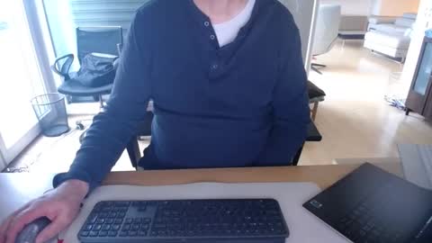 iandy12 online show from February 2025 07:29:02 AM