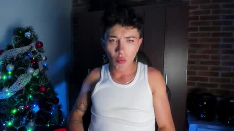 Andrew online show from December 2025 03:15:02 AM