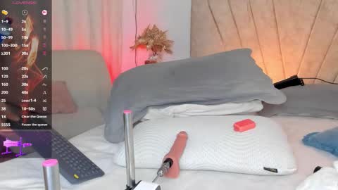 ibaby_crazy online show from October 2025 01:59:02 AM