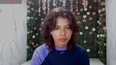 ice_199 online show from November 2025 02:45:02 AM