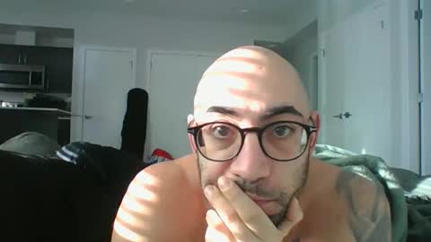 icecreammanx online show from December 2025 08:15:02 PM