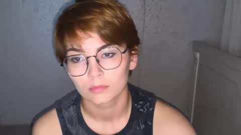 Ksenia online show from September 2025 08:31:02 PM