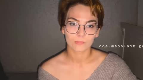 Ksenia online show from September 2025 11:10:01 PM