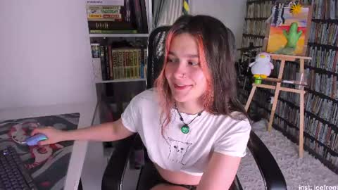 Julia online show from July 2026 10:47:02 PM