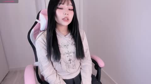 Hitomi   online show from December 2024 06:55:02 AM