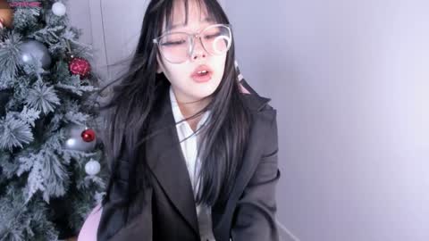 Hitomi   online show from December 2024 06:03:02 AM