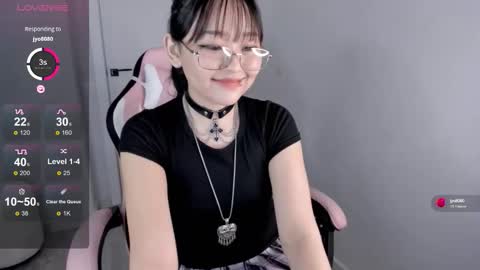 Hitomi   online show from September 2025 10:37:01 AM