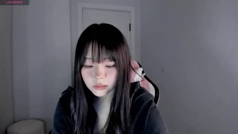 Hitomi   online show from October 2025 11:06:02 AM