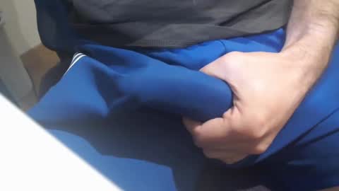 Snapshot of icky_thumps chatting on December 2024 05:49:02 AM icky_thumps online show from December 2024 05:49:02 AM