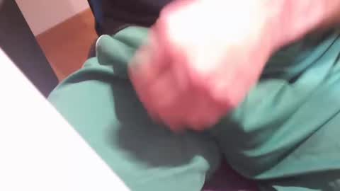 Snapshot of icky_thumps chatting on February 2025 08:37:01 PM icky_thumps online show from February 2025 08:37:01 PM