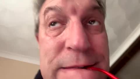 Snapshot of icums4u chatting on October 2025 03:33:02 PM icums4u online show from October 2025 03:33:02 PM