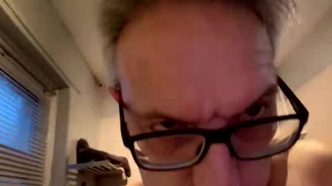 Snapshot of icums4u chatting on December 2025 03:49:02 PM icums4u online show from December 2025 03:49:02 PM