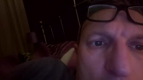 Snapshot of icums4u chatting on December 2025 07:25:02 AM icums4u online show from December 2025 07:25:02 AM