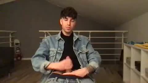 icyninesix online show from January 2025 10:06:01 PM