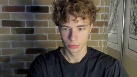 Snapshot of idkiww chatting on September 2025 07:37:02 PM yo online show from September 2025 07:37:02 PM