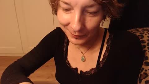 Ifk Donkeys online show from October 2025 02:10:01 AM