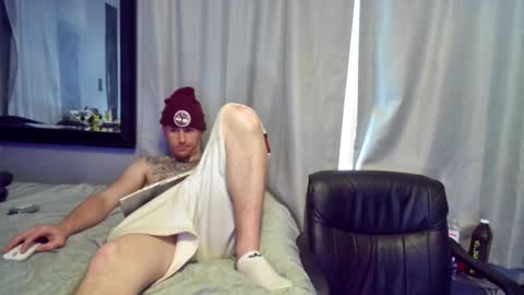 Snapshot of igetherwetter chatting on January 2025 03:51:01 PM Amiri Roue online show from January 2025 03:51:01 PM