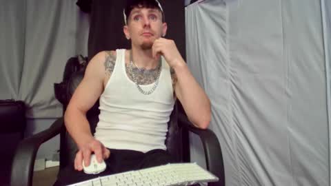 Snapshot of igetherwetter chatting on February 2025 09:51:02 AM Amiri Roue online show from February 2025 09:51:02 AM