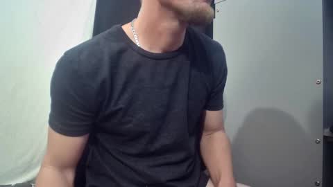 Snapshot of igetherwetter chatting on October 2025 08:05:02 AM Amiri Roue online show from October 2025 08:05:02 AM