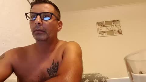 ihtiandar1008 online show from September 2025 04:47:01 AM