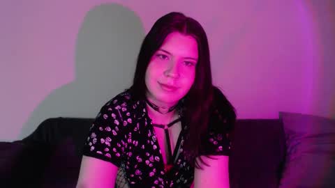 Vella online show from September 2025 12:32:02 AM