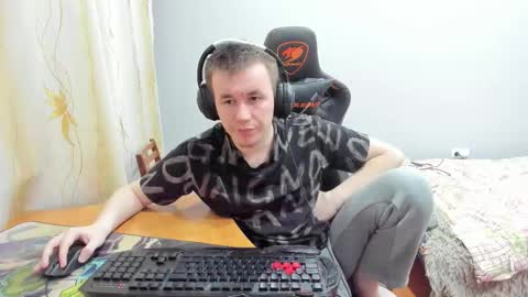 Snapshot of iliaskrislove chatting on November 2025 06:40:02 PM iliaskris online show from November 2025 06:40:02 PM