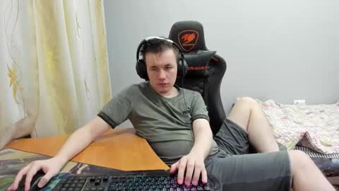 Snapshot of iliaskrislove chatting on November 2025 11:57:02 PM iliaskris online show from November 2025 11:57:02 PM