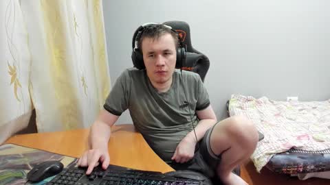 Snapshot of iliaskrislove chatting on November 2025 12:02:02 PM iliaskris online show from November 2025 12:02:02 PM