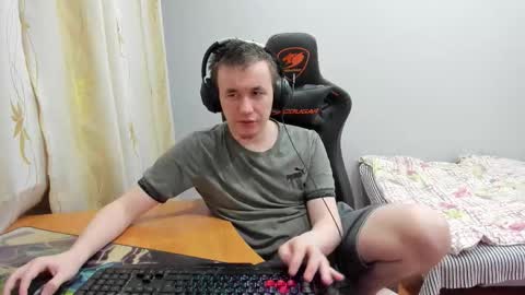 Snapshot of iliaskrislove chatting on November 2025 12:22:02 PM iliaskris online show from November 2025 12:22:02 PM