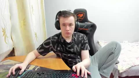 Snapshot of iliaskrislove chatting on November 2025 04:12:01 AM iliaskris online show from November 2025 04:12:01 AM