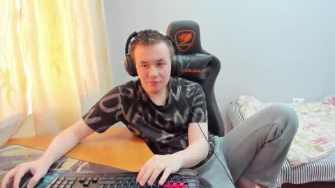 Snapshot of iliaskrislove chatting on November 2025 08:13:02 AM iliaskris online show from November 2025 08:13:02 AM