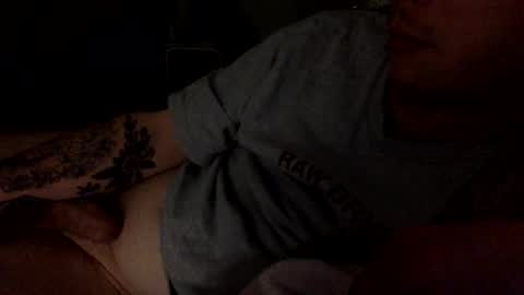 Snapshot of ilikebigtitties1999 chatting on January 2025 04:43:01 AM Mr. M online show from January 2025 04:43:01 AM