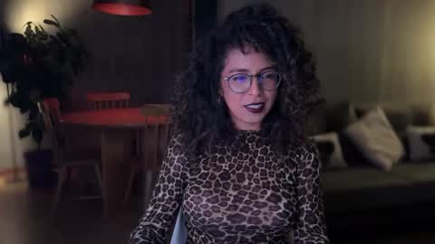 Snapshot of illaroom chatting on February 2025 11:37:01 PM Kloe online show from February 2025 11:37:01 PM