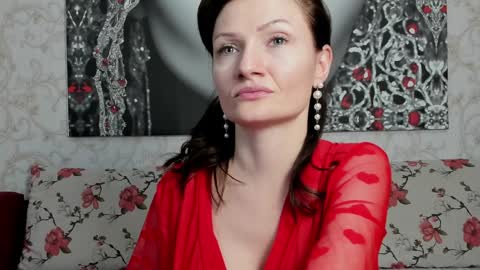 Snapshot of illegalbeauty87 chatting on December 2024 01:42:01 AM Ingrid or more easier...Miss  GoDDess Mistress online show from December 2024 01:42:01 AM