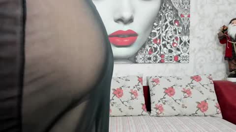 Snapshot of illegalbeauty87 chatting on January 2025 08:02:01 PM Ingrid or more easier...Miss  GoDDess Mistress online show from January 2025 08:02:01 PM