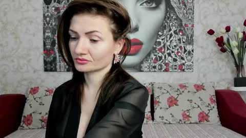 Snapshot of illegalbeauty87 chatting on January 2025 11:24:01 AM Ingrid or more easier...Miss  GoDDess Mistress online show from January 2025 11:24:01 AM