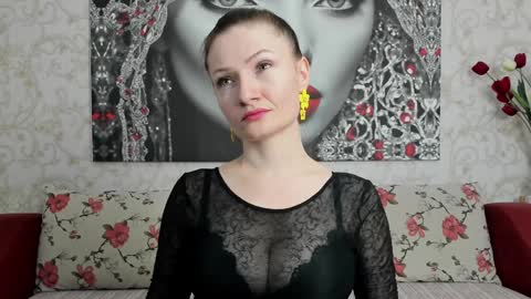 Snapshot of illegalbeauty87 chatting on January 2025 09:07:01 PM Ingrid or more easier...Miss  GoDDess Mistress online show from January 2025 09:07:01 PM