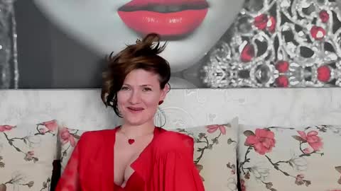 Snapshot of illegalbeauty87 chatting on March 2025 09:18:01 AM Ingrid or more easier...Miss  GoDDess Mistress online show from March 2025 09:18:01 AM