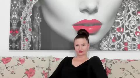 Snapshot of illegalbeauty87 chatting on September 2025 11:04:02 PM Ingrid or more easier...Miss  GoDDess Mistress online show from September 2025 11:04:02 PM