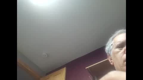 Snapshot of illshowmine1 chatting on November 2025 03:41:01 AM illshowmine1 online show from November 2025 03:41:01 AM