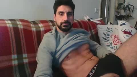 Snapshot of ilmangj90 chatting on December 2024 05:37:01 PM ilmangj90 online show from December 2024 05:37:01 PM