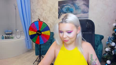 Roxy online show from December 2024 02:13:01 AM