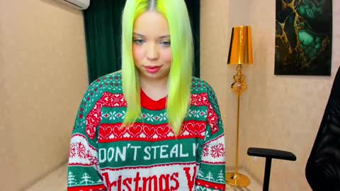 Roxy online show from February 2025 12:11:01 AM